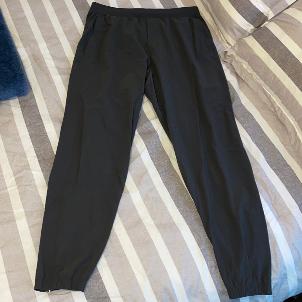 Lululemon Men’s Surge Jogger Size Large